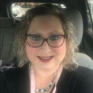 Meet your Posher, Jacqueline